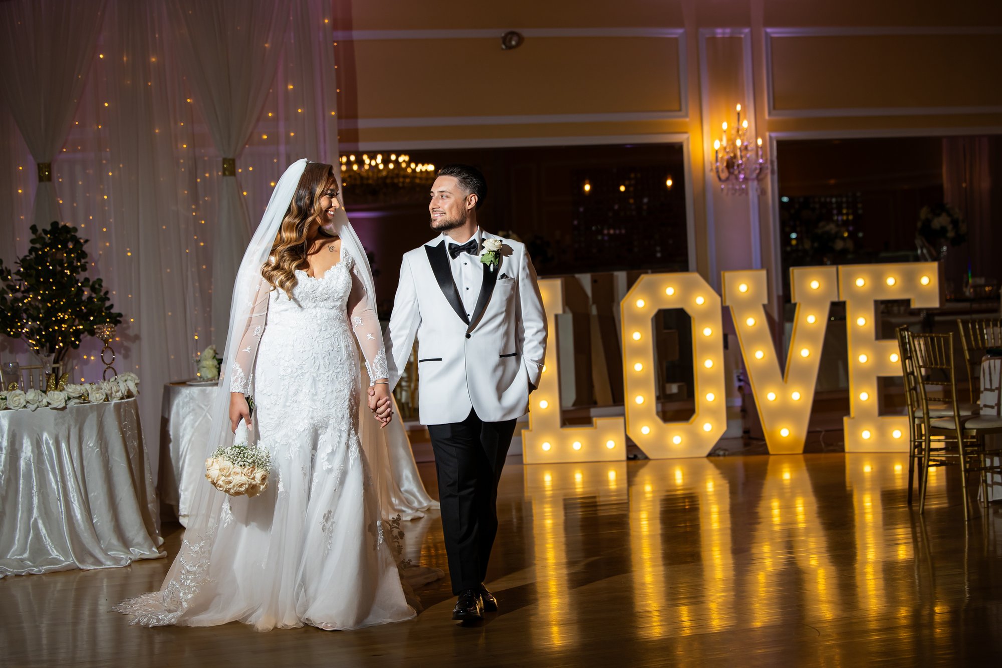 Falls Manor wedding in Bristol PA photographed by ProPhoto by MK